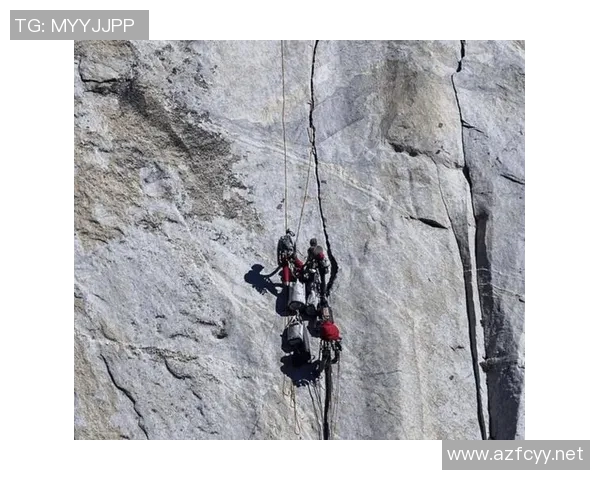 成都攀岩队在极限运动嘉年华中以68分稳居积分榜首位